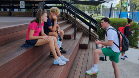 Младите надежди на българския тенис Динко Динев и Денислава Глушкова