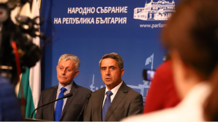 Rosen Plevneliev (djathtas) dhe Sollomon Pasi