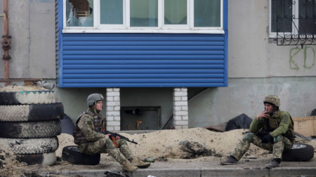 Украински войници в Северодонецк, Източна Украйна