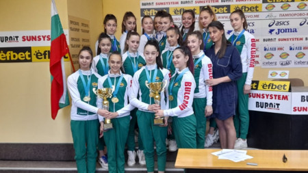 Националните ни отбори и при жените, и при девойките спечелиха златните медали на СК в София преди няколко дни