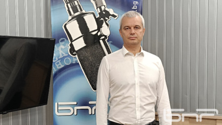 Костадин Костадинов