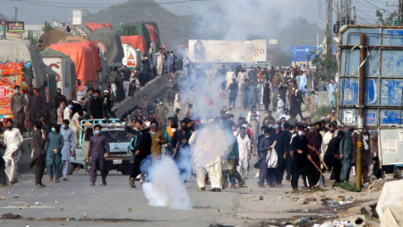 Протест на привърженици на Саад Ризви в Исламабад, 13 април 2021 г.