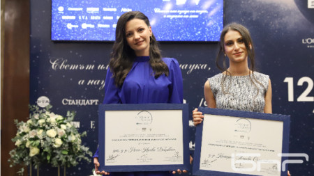 Д-р Нина Кънева – Добревска и д-р Катерина Такова- Сакалийска (третата победителка не присъства на тържеството)