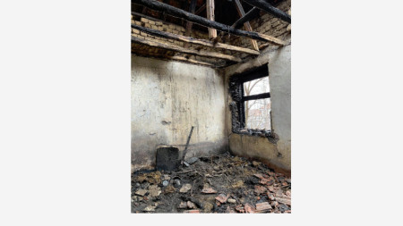 Изгорялата къща в Софрониево