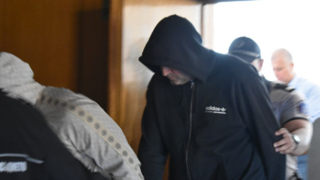 Трима от задържаните в Сливен обвинени в пране на пари