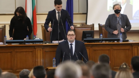 Деян Петков полага клетва в Народното събрание