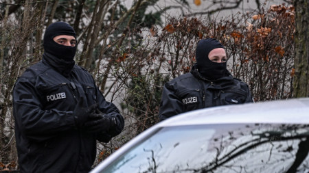 Полицаи, задействани в акцията в Берлин, 7 декември 2022 г.