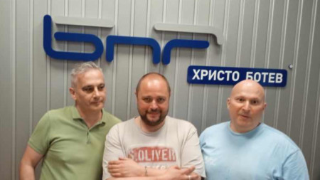 Радослав Парушев, Светлозар Желев и Анди Велков (от ляво надясно)
