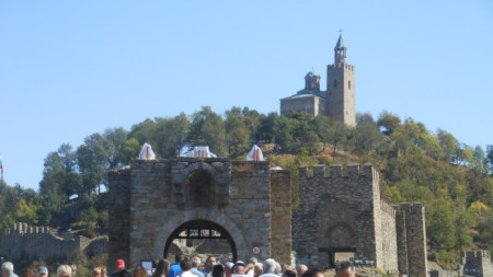 Най-предпочитаното място от туристите – крепостта „Царевец“.