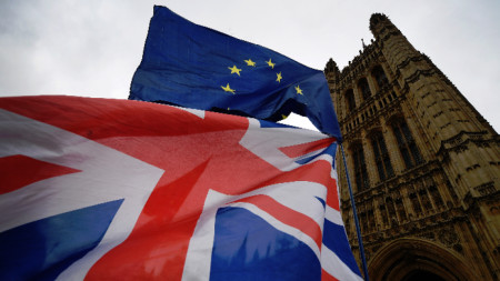 Британското правителство не изключва ответни действия ако лидерите на Европейския