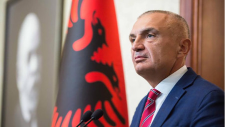 Албанският парламент гласува днес За създаване на комисия за сваляне