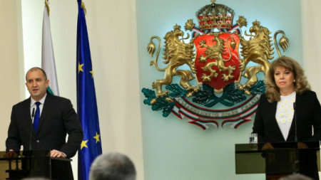 Президентът Румен Радев и вицепрезидентът Илияна Йотова дадоха пресконференция по повод втората годишнина от встъпването си в длъжност.