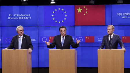 Среща на върха ЕС-Китай с участието на Жан-Клод Юнкер, Ли Къцян и Доналд Туск
