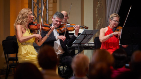 Фото: Johann Strauss Virtuosen Orchestra