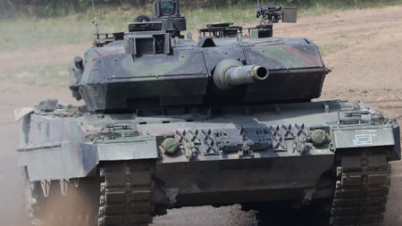 Германски танк „Леопард 2“