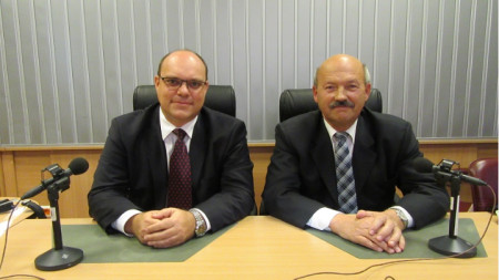 Н. Пр. г-н Мануел Корчек - вляво, Н. Пр. г-н Душан Щраух - вдясно