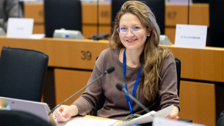 Цветелина Пенкова