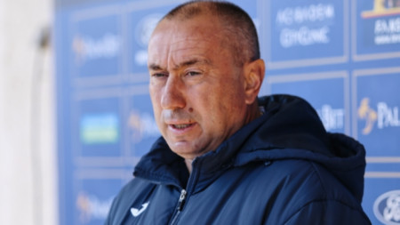 Треньорът на Левски Станимир Стоилов заяви че отборът му трябва