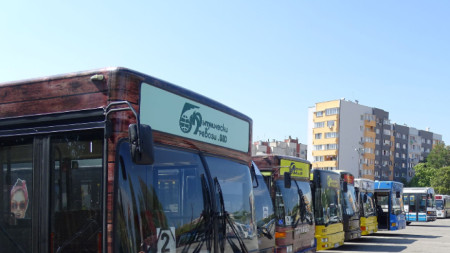 Градските и междуградските автобуси в Дупница качват цената на билетите