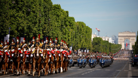Военният парад в Париж по случай Деня на Бастилията, 14 юли 2022 г.