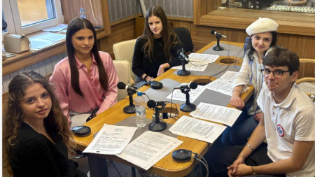 София, Ивана Събева, Луиза, Никол и Верен