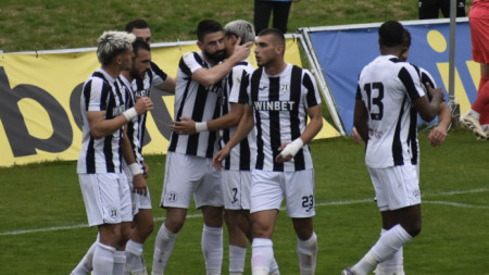 Димитър Илиев отново вкара на Добруджа от дузпа