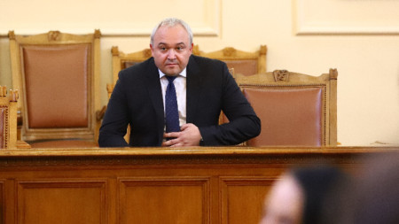 Иван Демерджиев на заседанието на Народното събрание - 5 януари 2022 г.