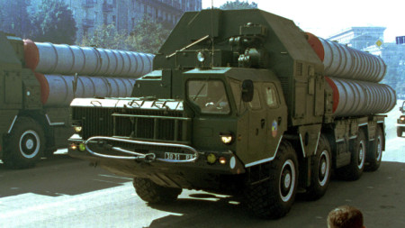 Комплекси С-300 на парад в Киев, архив от 2001 г.