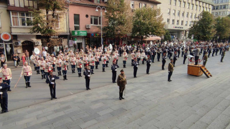 Международният фестивал на военните духови оркестри даде началото на честванията