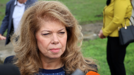 Вицепрезидентът Илияна Йотова