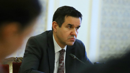 Министър Никола Стоянов на заседанието на Комисията по икономическа политика и иновации в Народното събрание - 7 декември 2022 г.