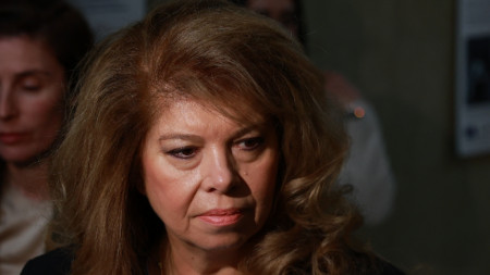 Илияна Йотова