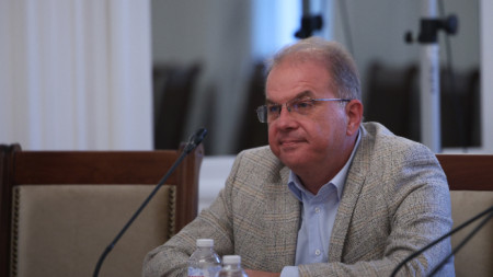 Председателят на правната комисия в парламента Радомир Чолаков