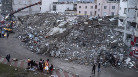 Сринати сгради от земетресението в Искендерун, Турция, 7 февруари 2023 г. 