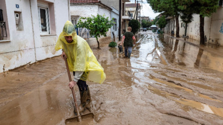 Бурята Елиас отново причини наводнения в Гърция. Най-тежко пострада град Волос (на снимката)