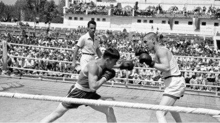 Боксьорът Борис Георгиев-Моката, 1952 г. 