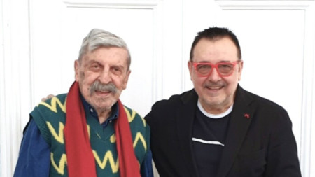 Проф. д.н. Любомир Стойков и д-р Петър Шойлев (вляво) след защитата на дисертацията