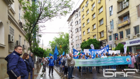 Протест на служители в градския транспорт в София