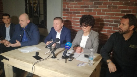 Решението за започване на протести бе взето на национална среща на Българската хотелиерска и ресторантьорска асоциация във Велико Търново.