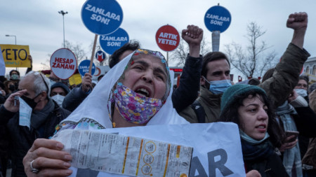 Протест в Истанбул срещу поскъпването на живота