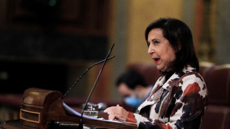 Маргарита Роблес, испански министър на отбраната