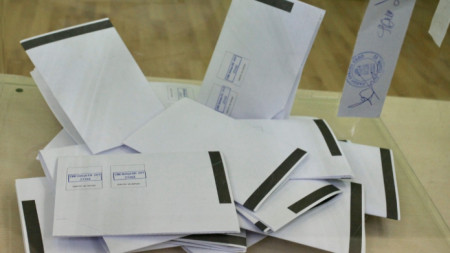Във втори многомандатен избирателен район Бургас броят на гласоподавателите