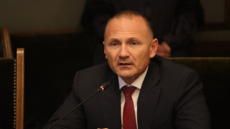 Служебният министър на енергетиката Росен Христов потвърди, че в сключения