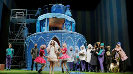 Сцена от операта