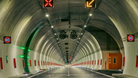 Новият тунел 