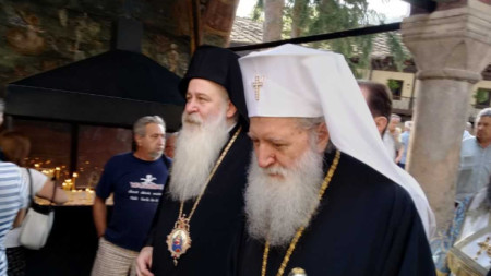 Негово Светейшество българският патриарх Неофит отслужи Божествената Света литургия в Троянския манастир