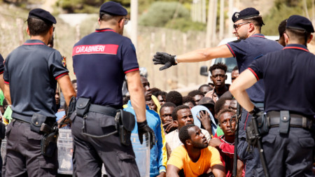Мигранти на о-в Лампедуза, 16 септември 2023 г.