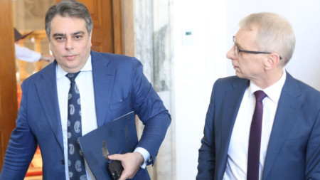 Асен Василев и Николай Денков от ПП 