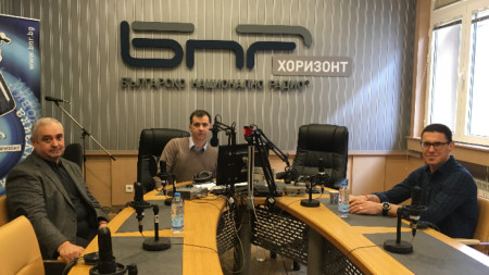 Виктор Йоцов и Константин Проданов в предаването „Неделя 150“