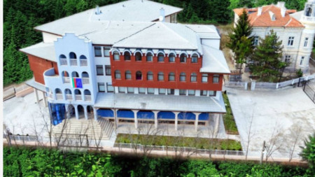 Medresetün Nüvvab
